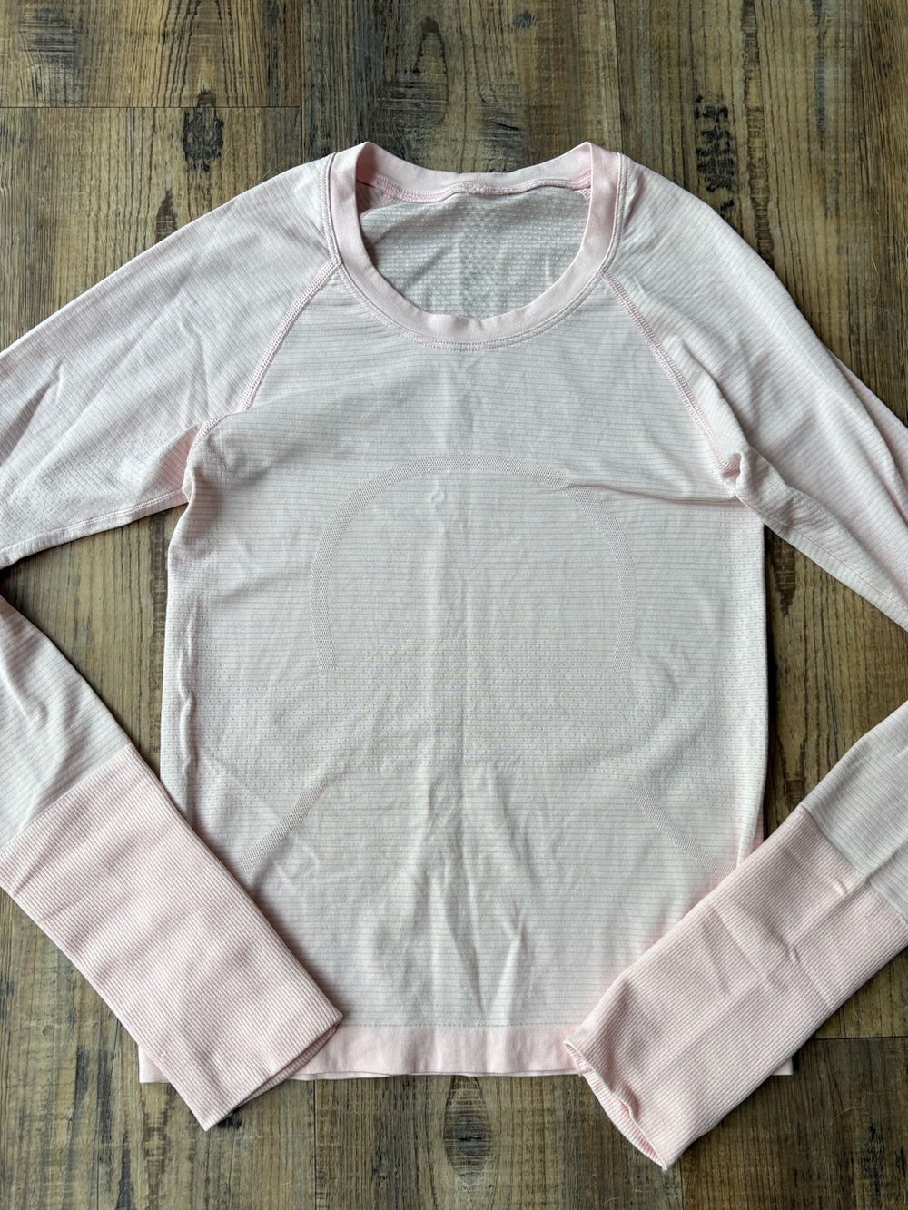 Lululemon Swiftly Tech Long Sleeve Light Pink Size 2